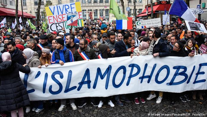 اسلاموفوبیا کا گلوبل اینگل: فرانسیسی انتخابات میں بھی حجاب اور حلال گوشت کا جن بوتل سے باہر آگیا