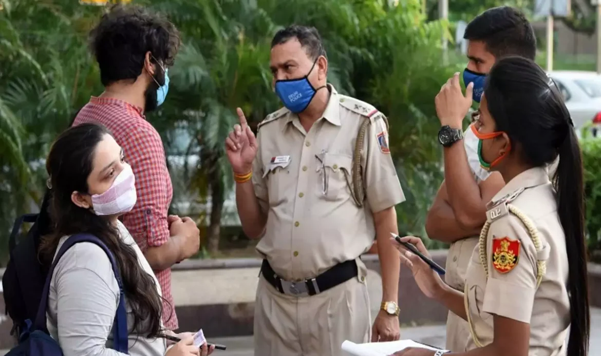 دہلی میں کرونا، ڈی ڈی ایم اے کا فیصلہ ، ماسک نہ پہننے پر لگے گا 500 روپے جرمانہ، کھلیں گے اسکول
